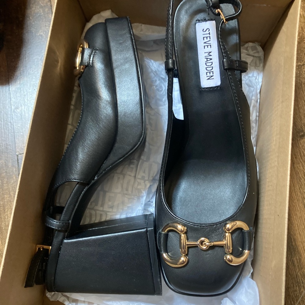 Steve Madden Women's Eisley Pump/ size 8.5